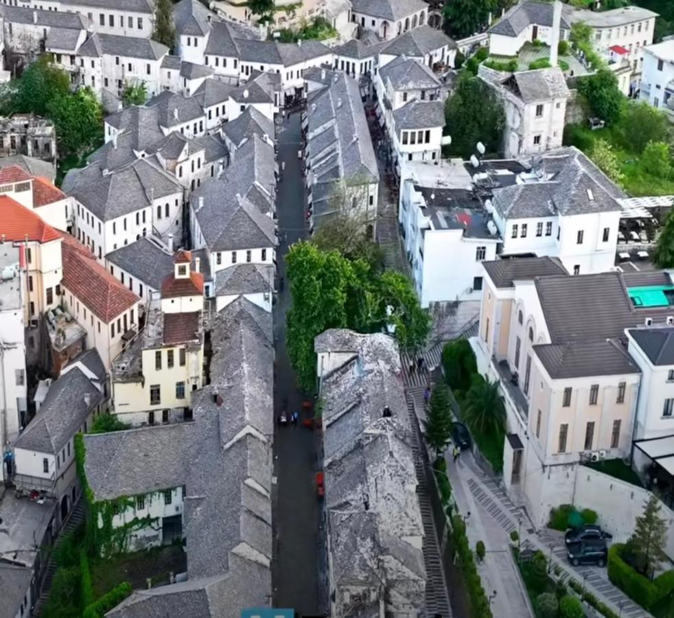 Christina'S House With 2 Bedrooms And Free Parking Gjirokastra Zewnętrze zdjęcie